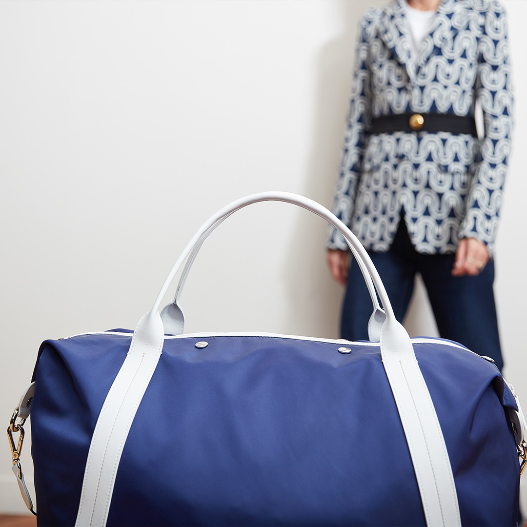 Borsa-mamma-Solferina-blu-ambientata