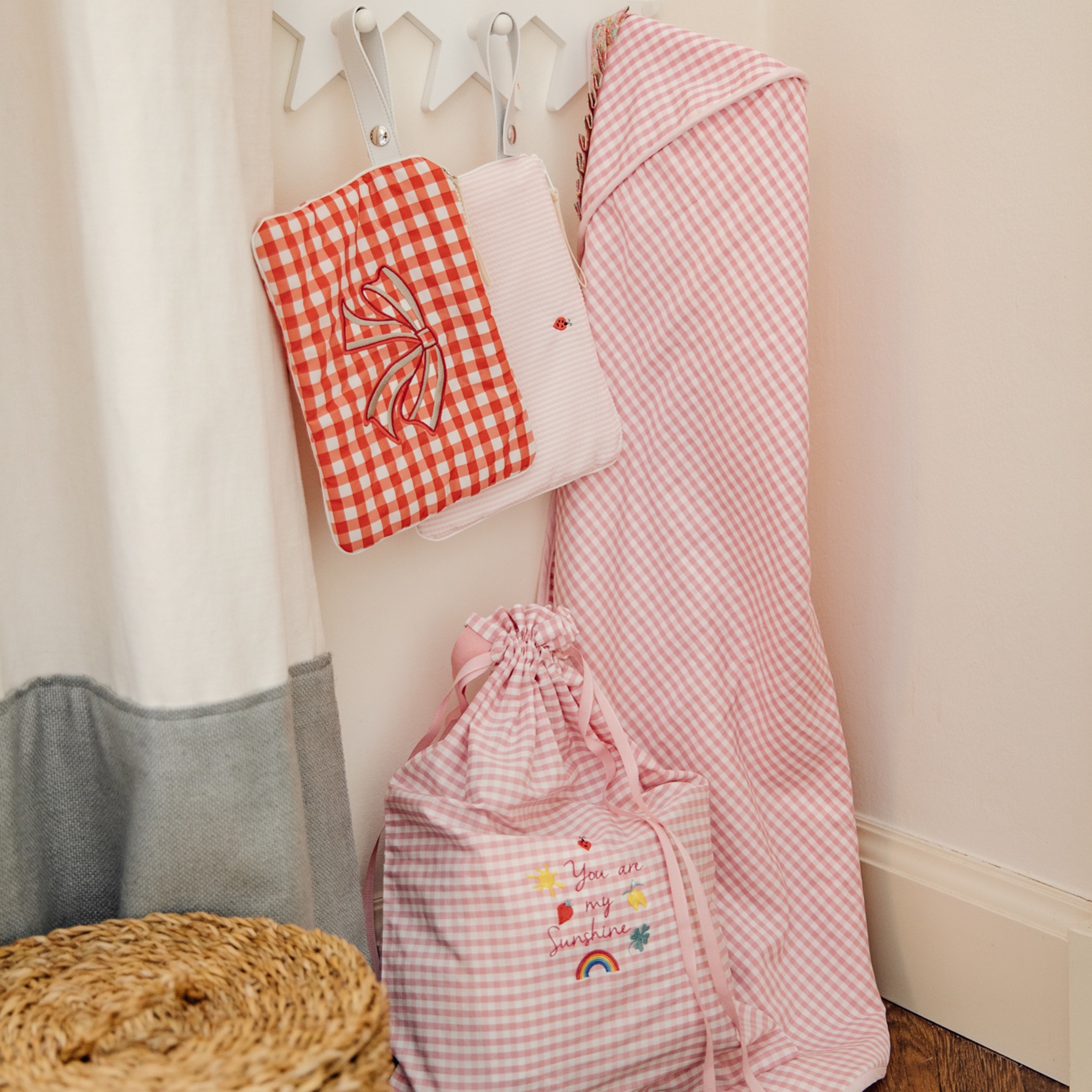 Triangolo Spugna_Fiorellino_vichy e liberty_1