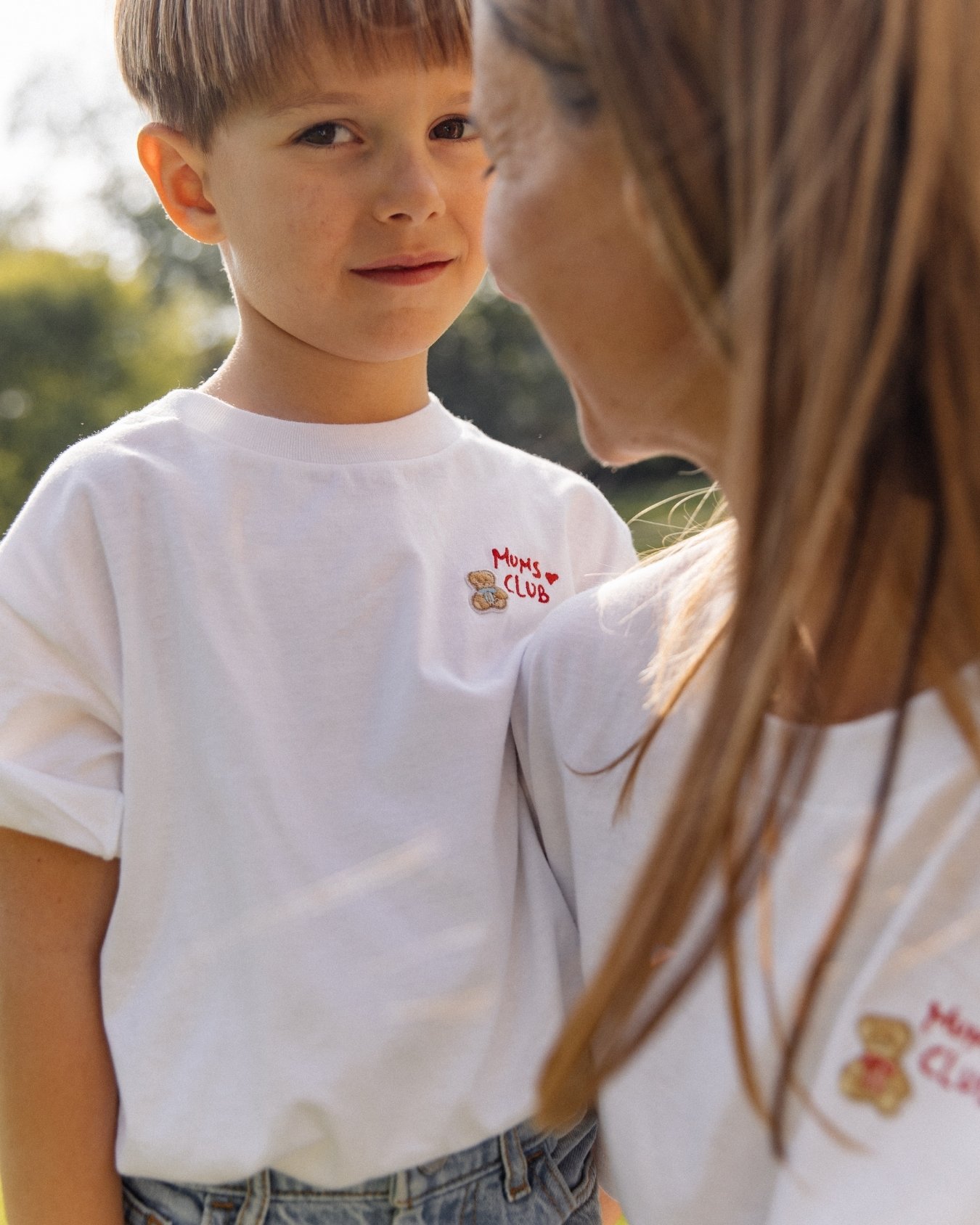 Pochette azzurra con coccinella